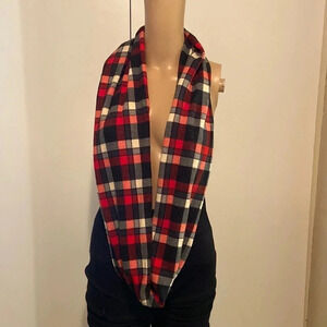 Infinity scarf, red black plaid